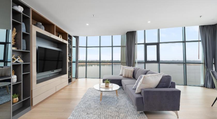 那空帕农 NAKA-RAJ Escape Hotel 4星级 酒店 套房