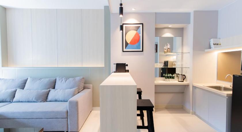 Image of 2 Bedroom Family Suite 17