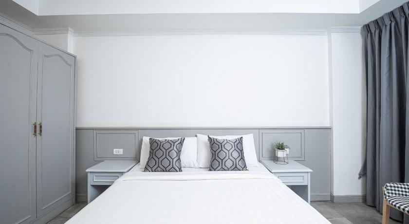 Image of Standard Double Room 10