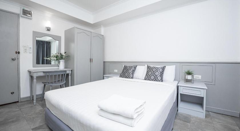 Image of Standard Double Room 8