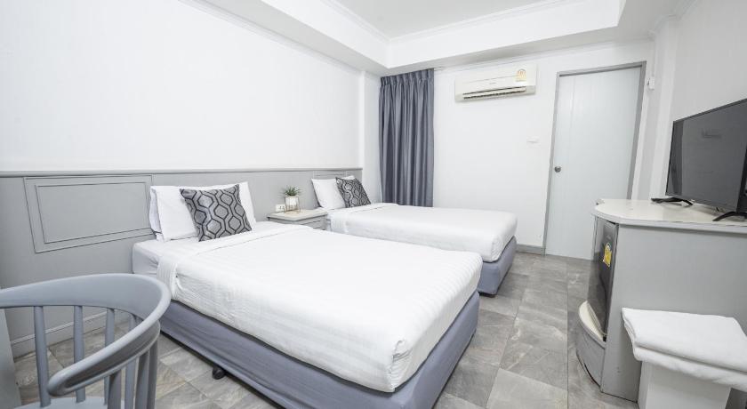 Image of Standard Twin Room 4