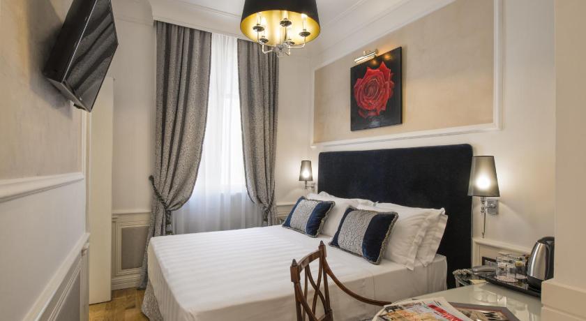 Image of Small Double or Twin Room 6