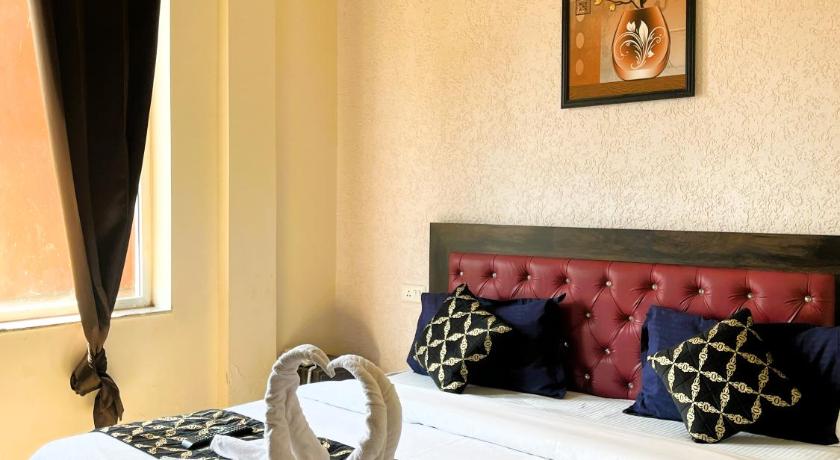 GRAND PARADOR