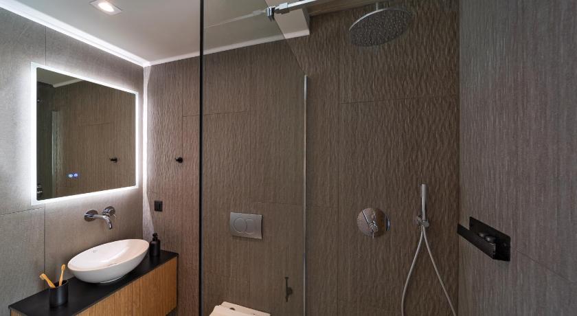 Linear Cabanon Kallithea Luxury Villas - image 11