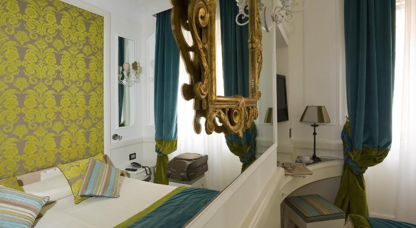Image of Small Double or Twin Room 3