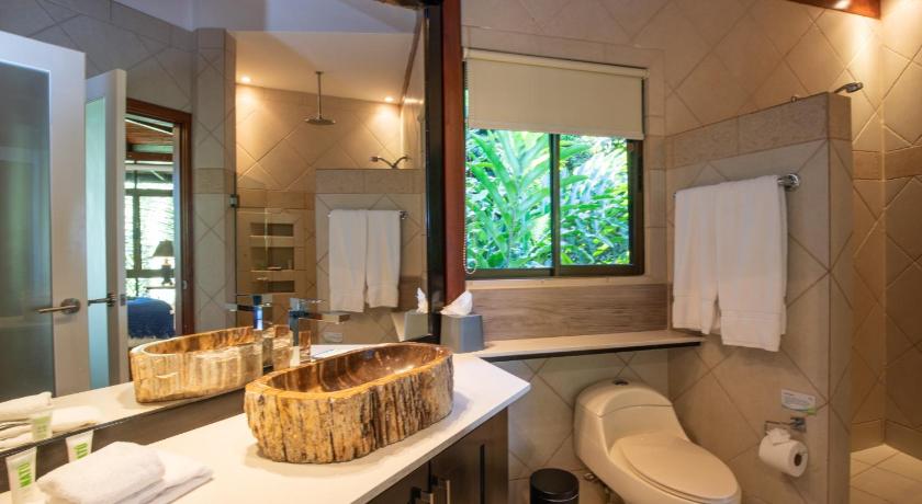 Image of Luxury 1 Bedroom Select Villa 2