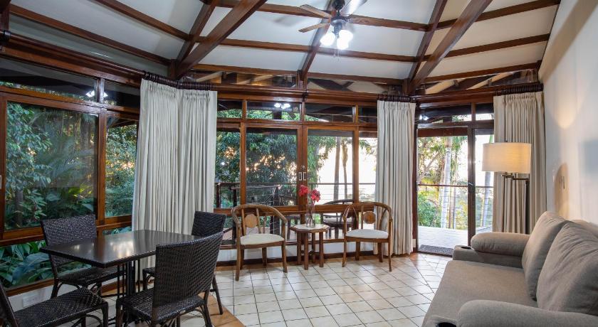 Image of Maunaloa 11