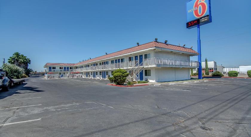 Motel 6-Stockton, CA - Charter Way West