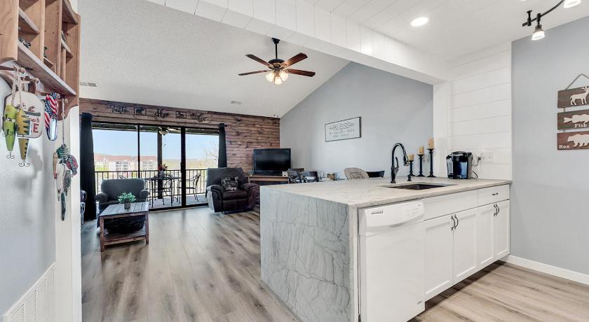 ブランソン Branson Pointe Royale condo-Table Rock lake-free golf 4つ星 宿泊施設 外観