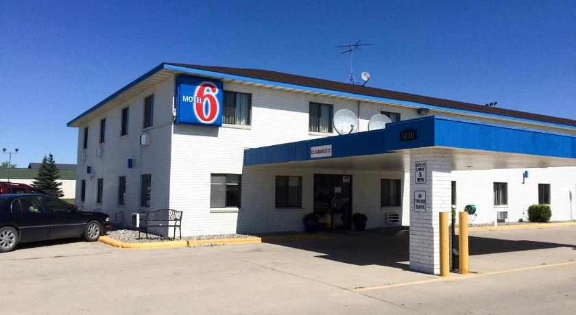 Motel 6-Fargo, ND - South