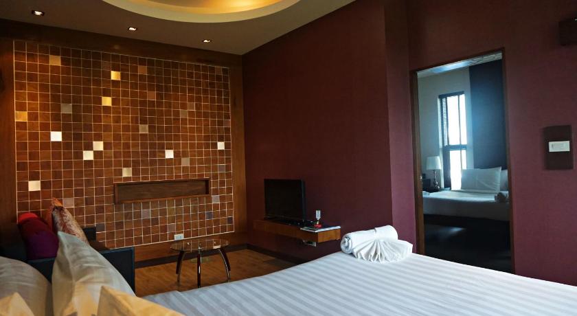 Image of Family Room 13