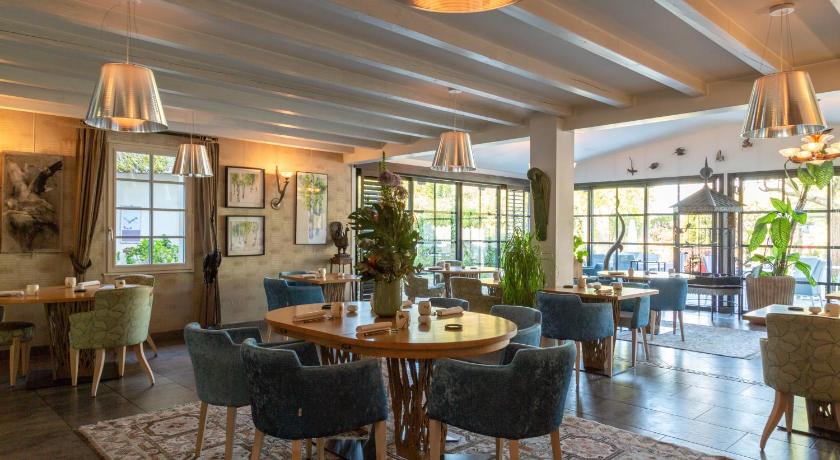 聖若阿金 La Mare aux Oiseaux, The Originals Collection 4星级 酒店 泳池