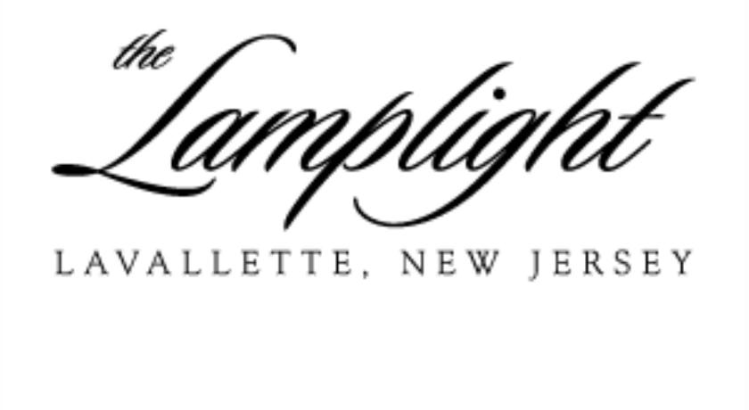 ラバレット The Lamplight Inn 2つ星 宿泊施設 外観