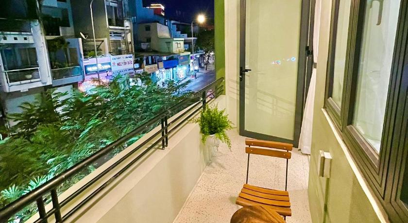 ホーチミン Larita Saigon 3つ星 ホテル レストラン