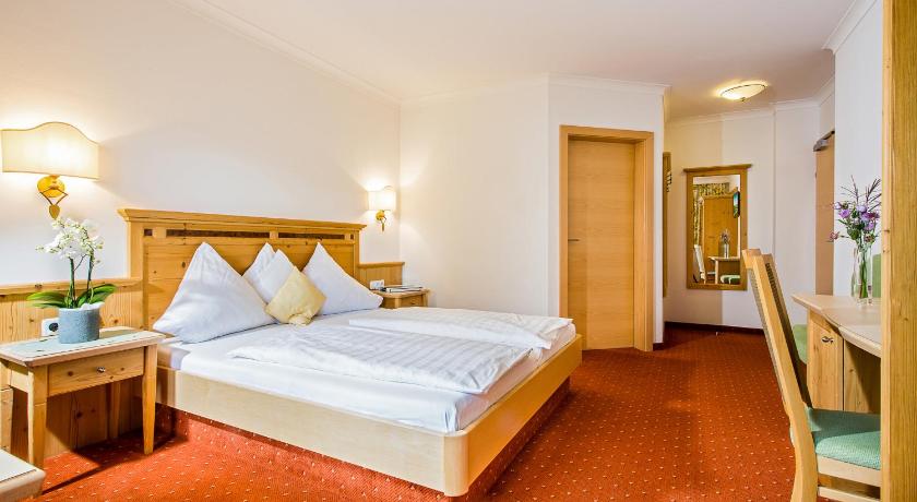Image of Classic Double Room 1