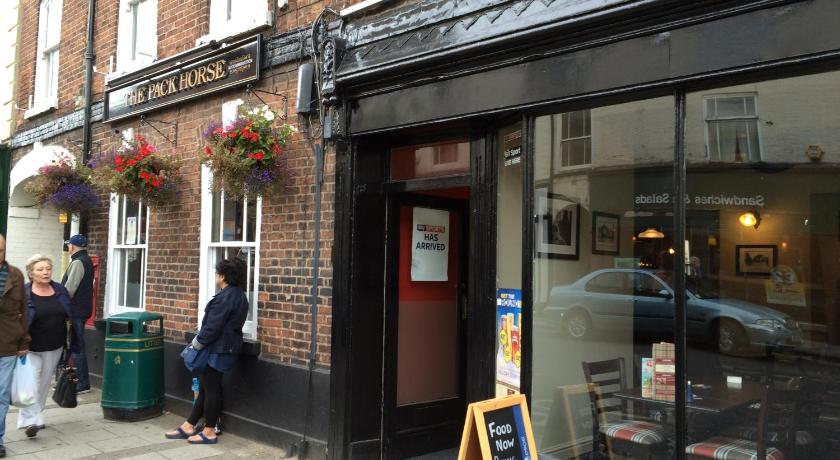 The Pack Horse photo