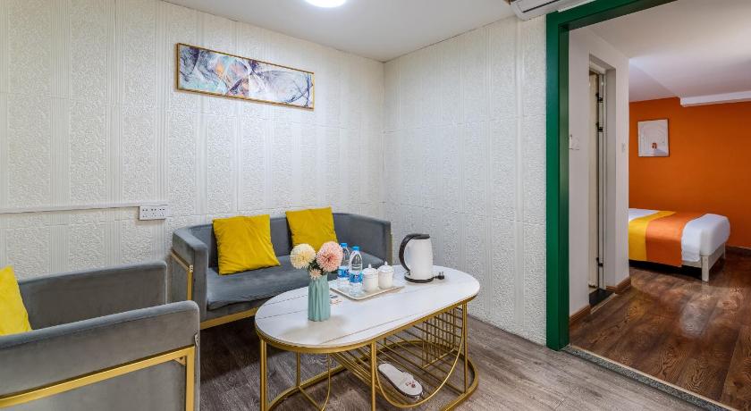 Image of Standard Suite 3
