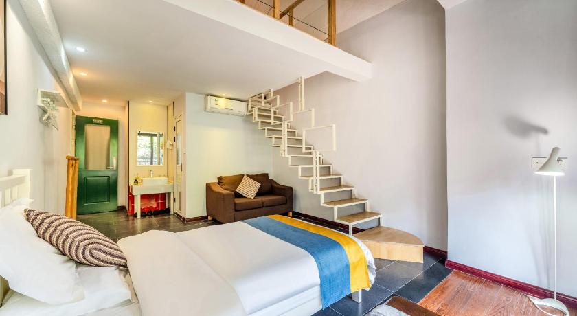 Image of Duplex Suite 8
