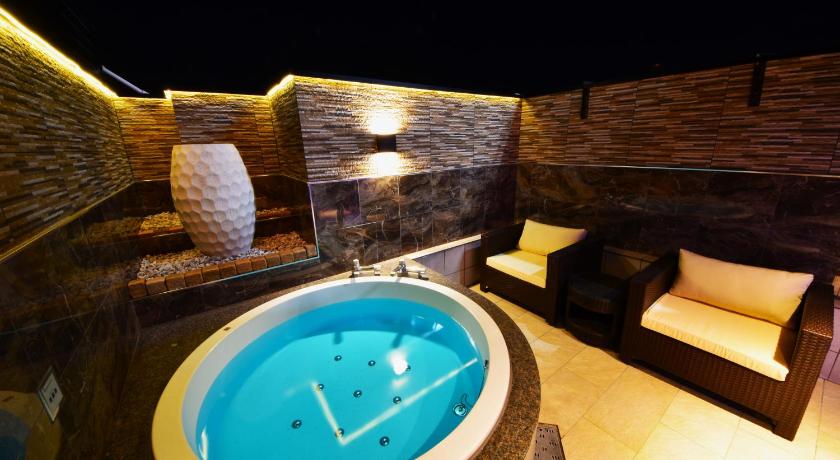 小牧山秋民宿評價、特色體驗、房價資訊、訂房連結 – 溫馨書香與自行車道旁的舒適住宿 - 照片 8