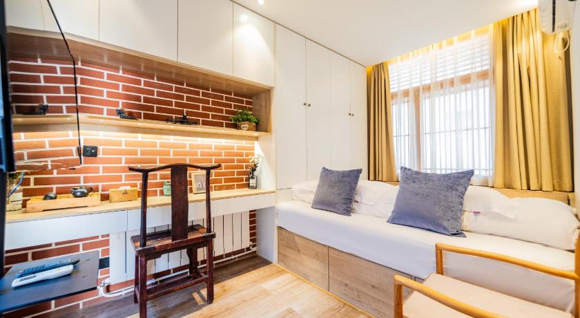 Image of Deluxe Suite with Yard-view 0