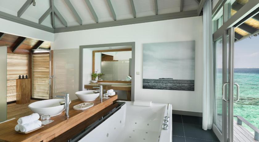 Image of 2 Bedroom Ocean Pool Residence - Five Nights or More, Domestic Transfer Included 2
