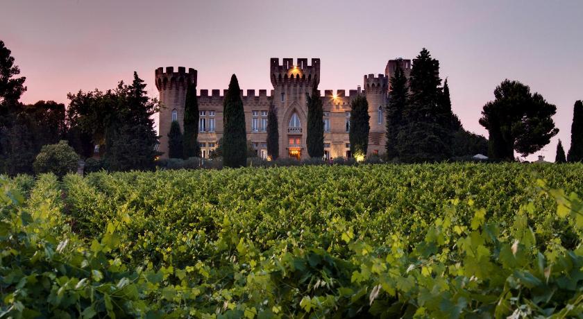 Hostellerie du Chateau des Fines Roches photo