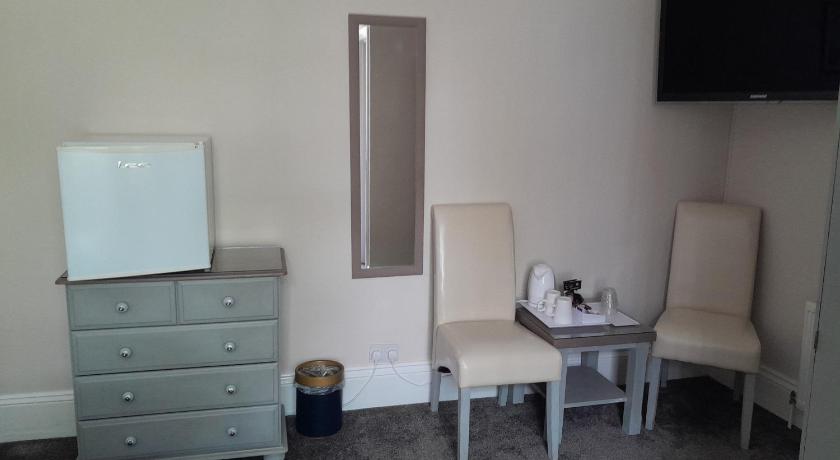 Image of Twin Room 5