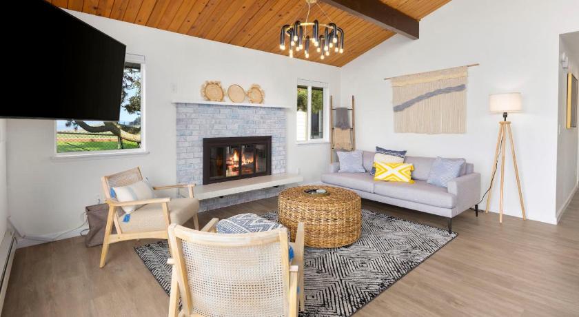 オークハーバー Island Hideaway with Stunning Ocean Views 4つ星 宿泊施設 プール