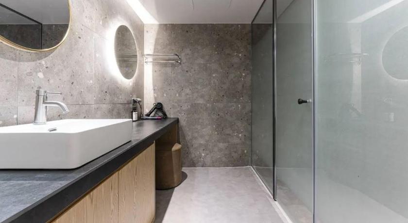 Incheon Bupyeong Lounge Seven - image 24
