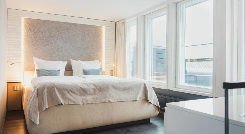 Image of Sky Suite 0