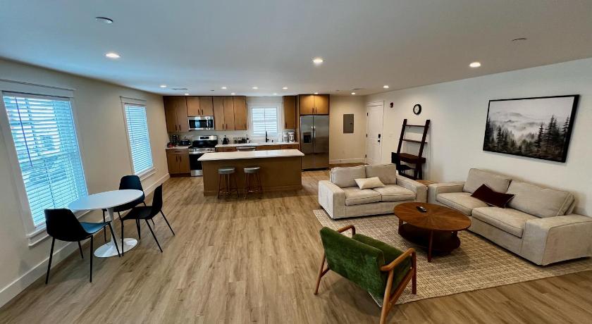 몽고메리 (NY) Montgomery Modern Luxury Stays 4성급 숙소 수영장
