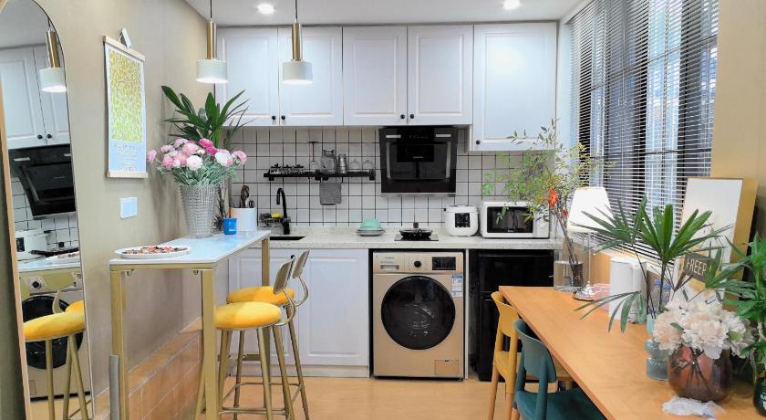 Shanghai Hills & Zinn Changle Road Homestay - image 5