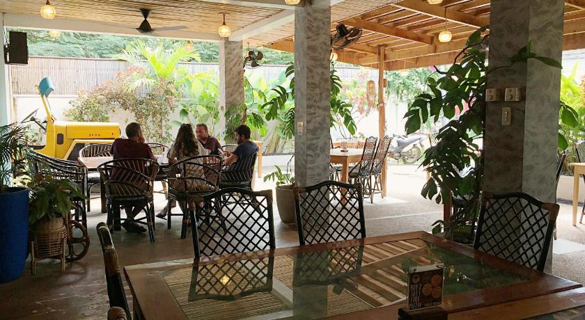 GUNI GUNI HOSTEL - image 19