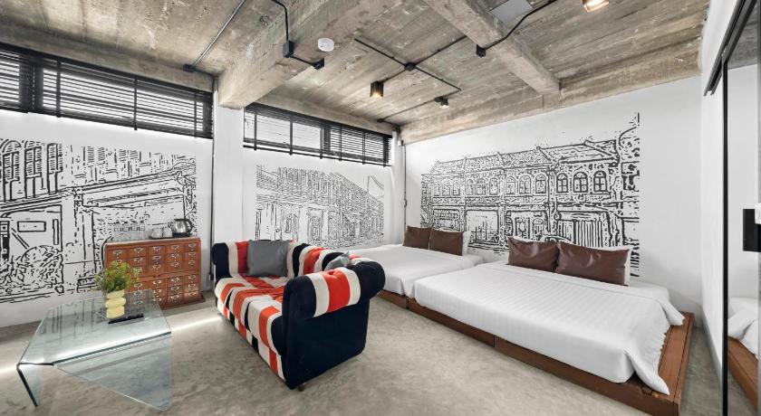 Image of Family Room 4
