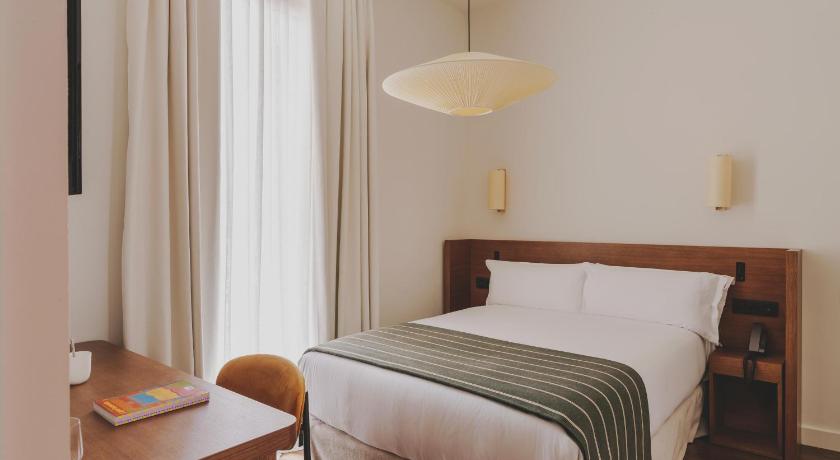 Image of Single Room 5