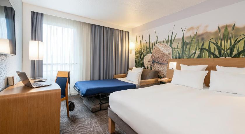 Image of Superior Room with 1 Double Bed 7