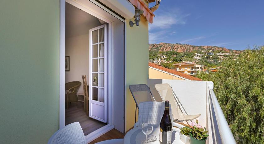 Image of Superior Double Room with Sea View 1