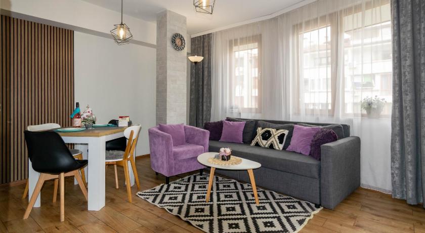 JOY APARTMENT BURGAS CENTER PRIVATE PARKING - image 2