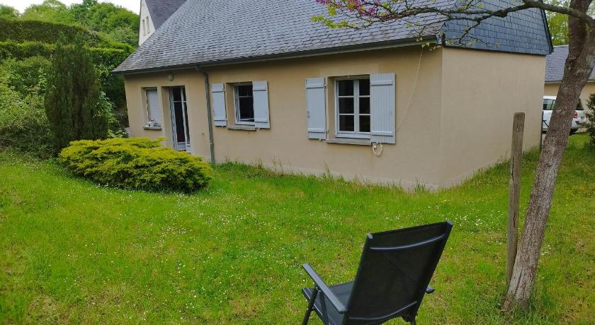 La curieuse petite maison