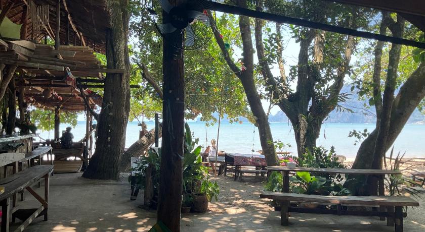 Image of Standard Cottage Beachfront 2