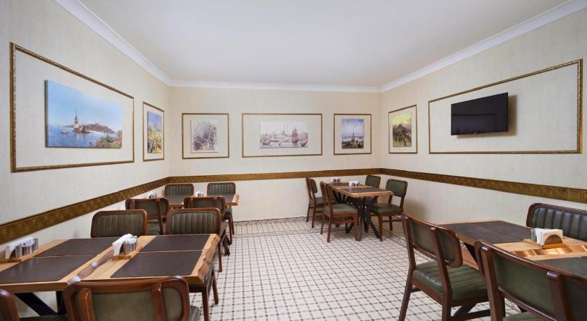 Bender Hotel - image 9