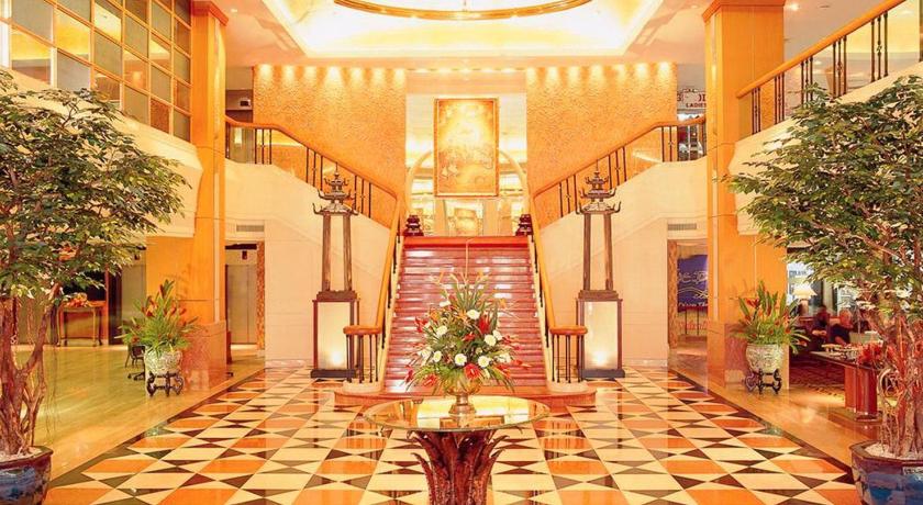 Indra Regent Hotel - image 8