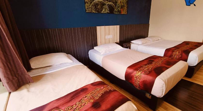 Image of Deluxe Family Room 3