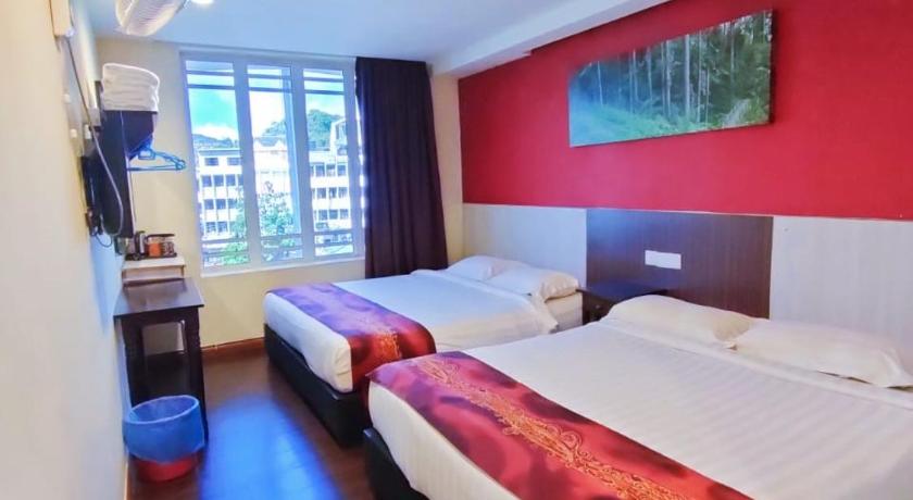 Image of Deluxe Family Room 4