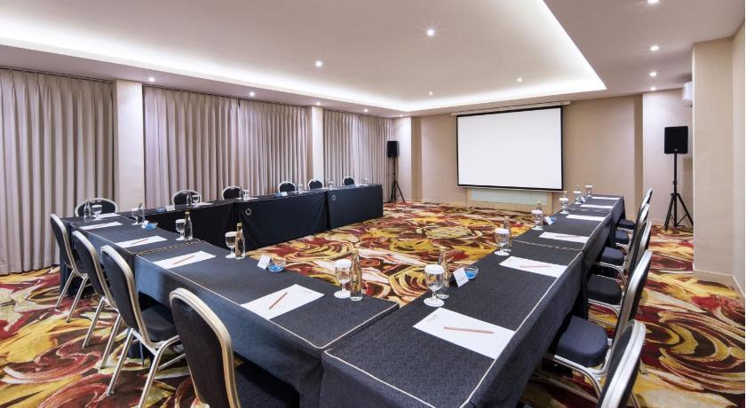 Four Star by Trans Hotel - image 13