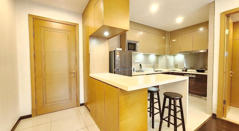 Image of Three-Bedroom Apartment with Balcony 1