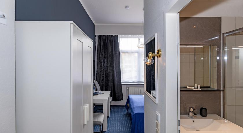 Image of Single Room 1