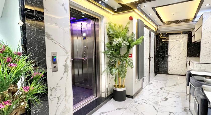 Taksim Larissa hotel suites - image 13