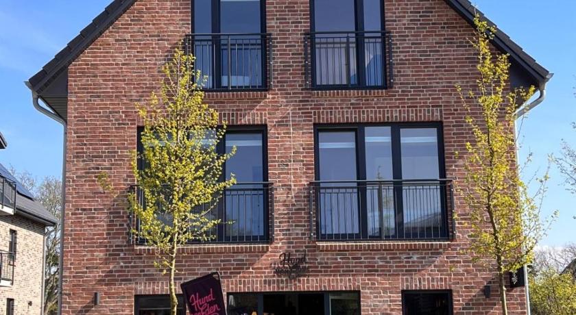 Pier21 Fine Lofts