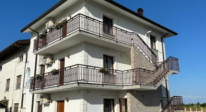 Damiani B&B